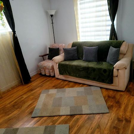 Downtown Apartment Next To Highway Netflix+Wifi เอ็ดมันด์สตัน ภายนอก รูปภาพ